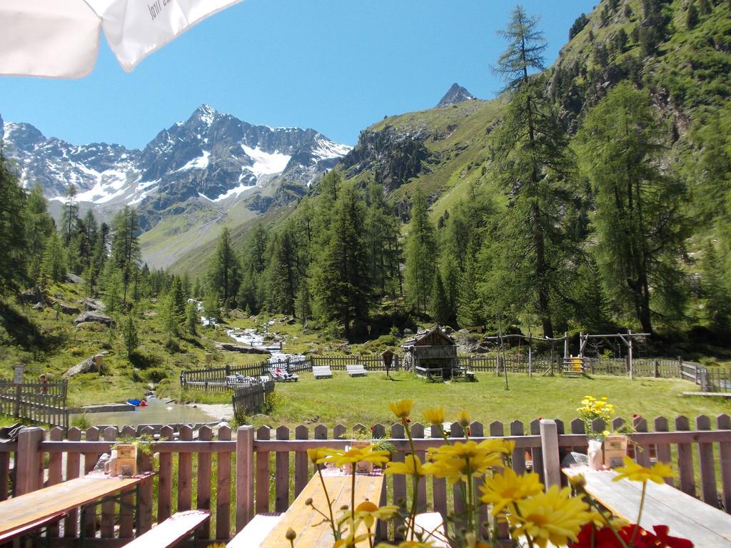 Haus Schoderbock Apartamento Sankt Leonhard im Pitztal Habitación foto
